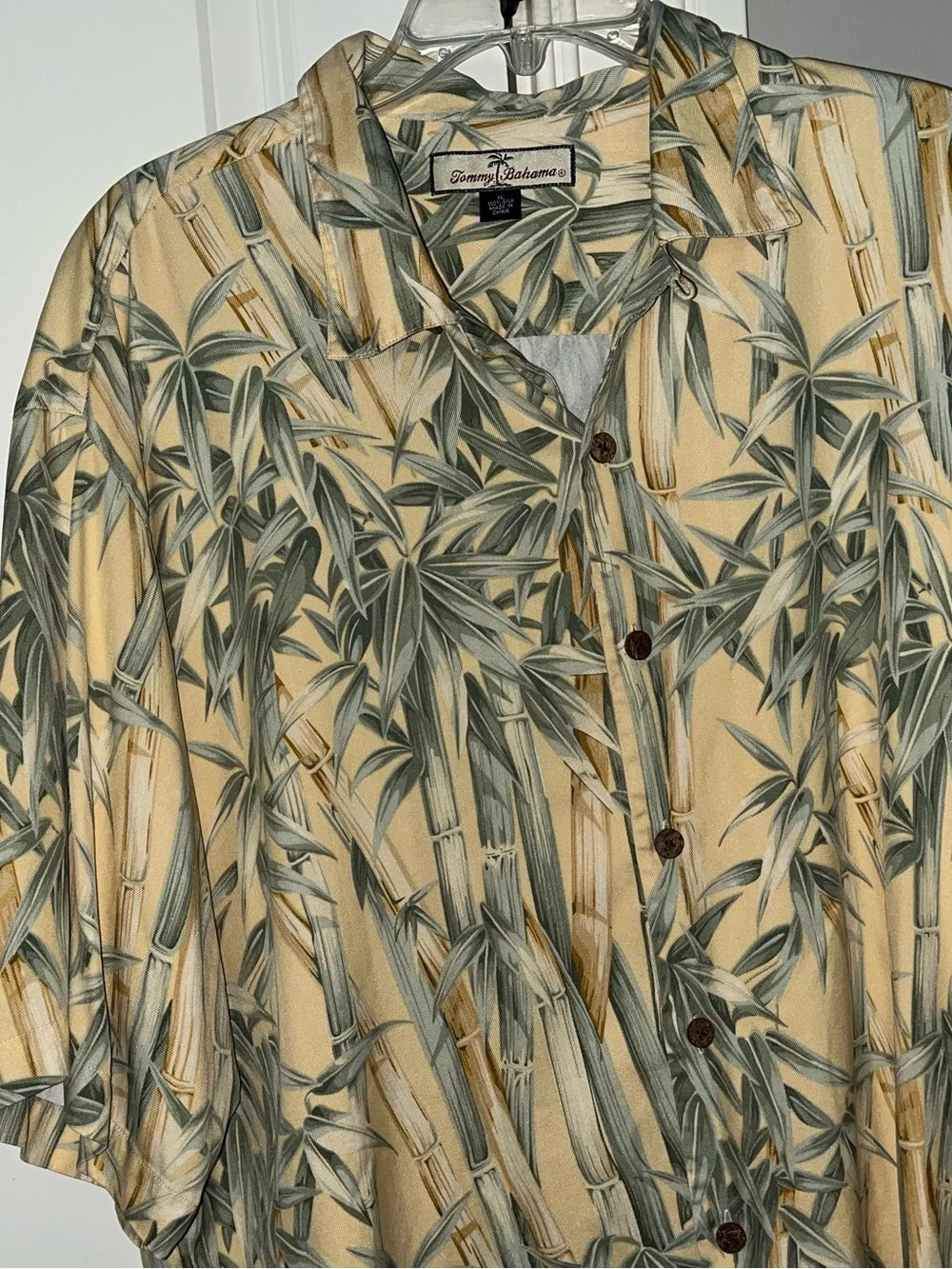 Tommy Bahama Hawaiian Bamboo Print Men’s Short Sleeve Button Front Shirt Size XL